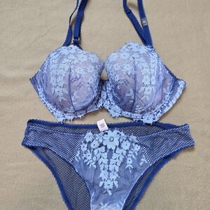 Victoria's Secret Blue Lace Bra Set NWT!!